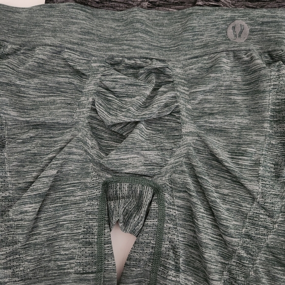 LULULEMON Rapid Vent Tech 2-Pack heathered green & black boxer 5" medium - Picture 9 of 10